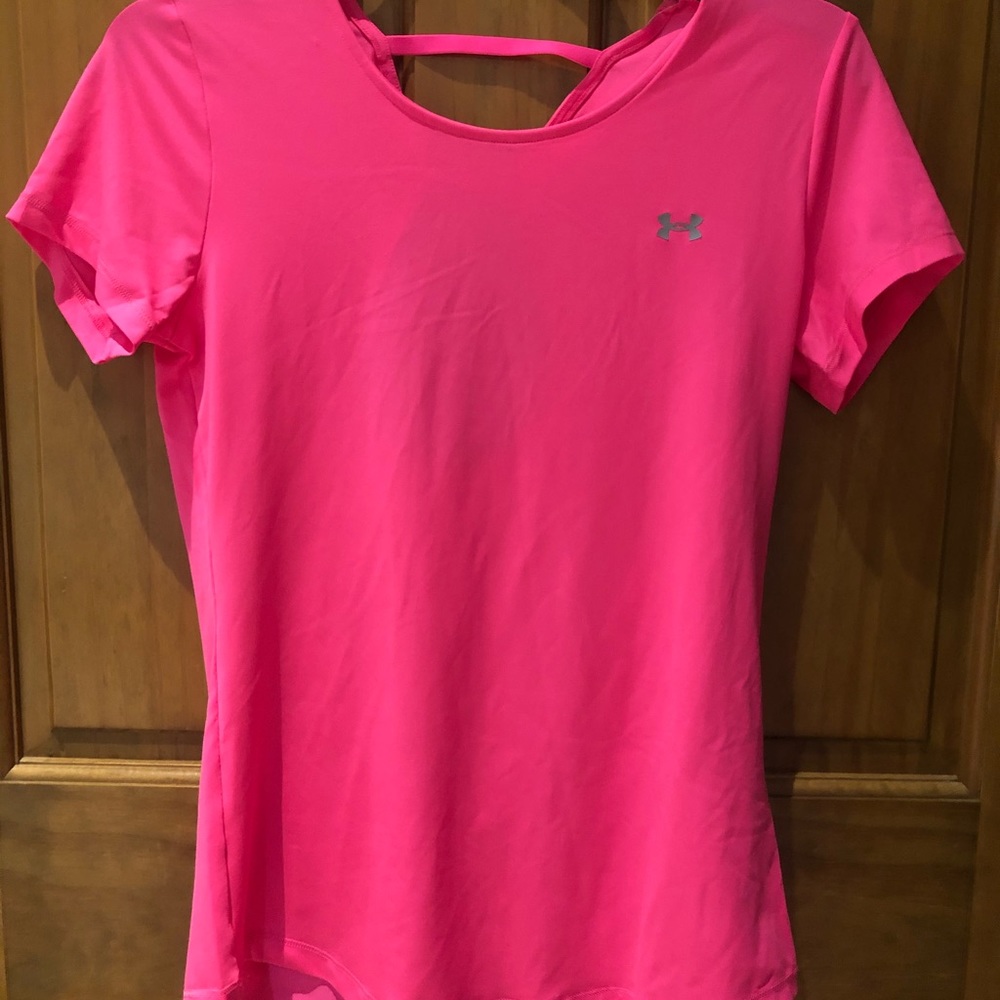NWT Under Armour Top
